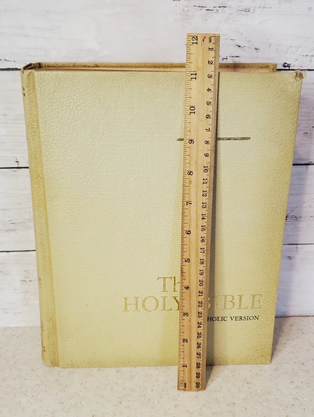 Vintage 1963 Catholic Holy Bible Good Counsel Confraternity Hardcover Gold Edge
